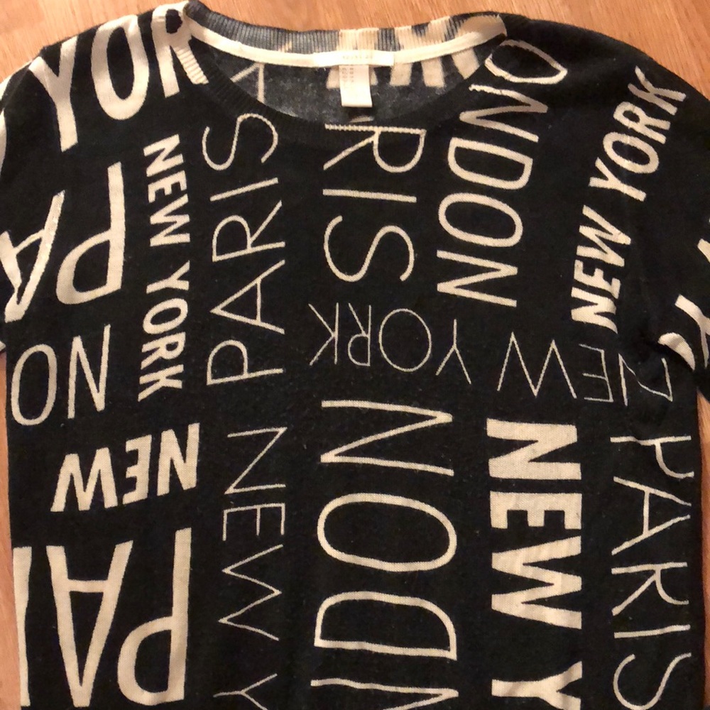 Black and Cream Forever 21 Sweater - Picture 2 of 8